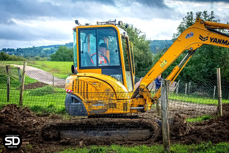 Poulangy 2022 Entrainement des motos anciennes